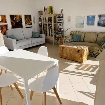 Apartment Near The And Pool Antibes